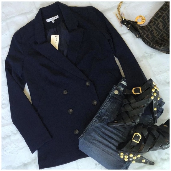 CURRENT AIR Anthro Modern Classic Chic Navy Blazer - Picture 2 of 8